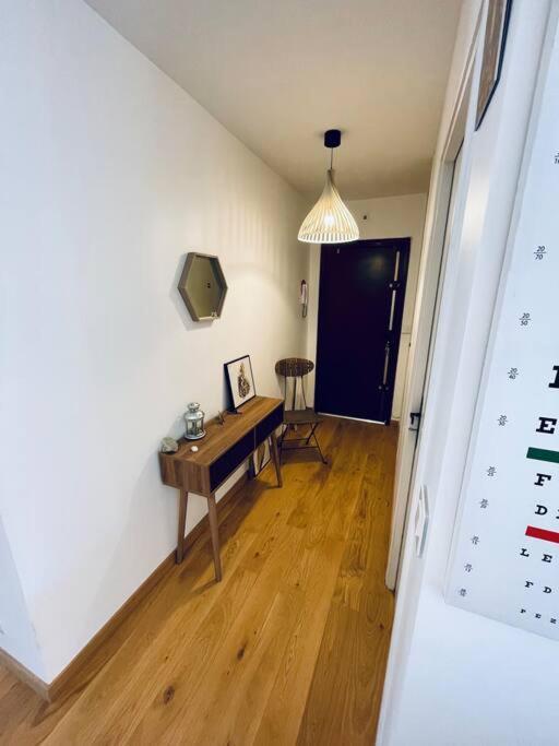 Superbe Appartement Sur Ванс Экстерьер фото